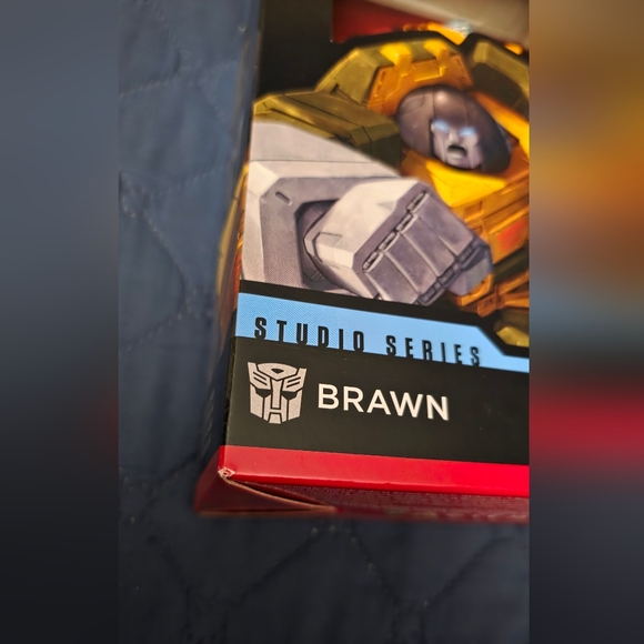 Transformers Studio Series 86-22 Deluxe Class Brawn Takara Tomy (Not Mint) - Picture 4 of 14